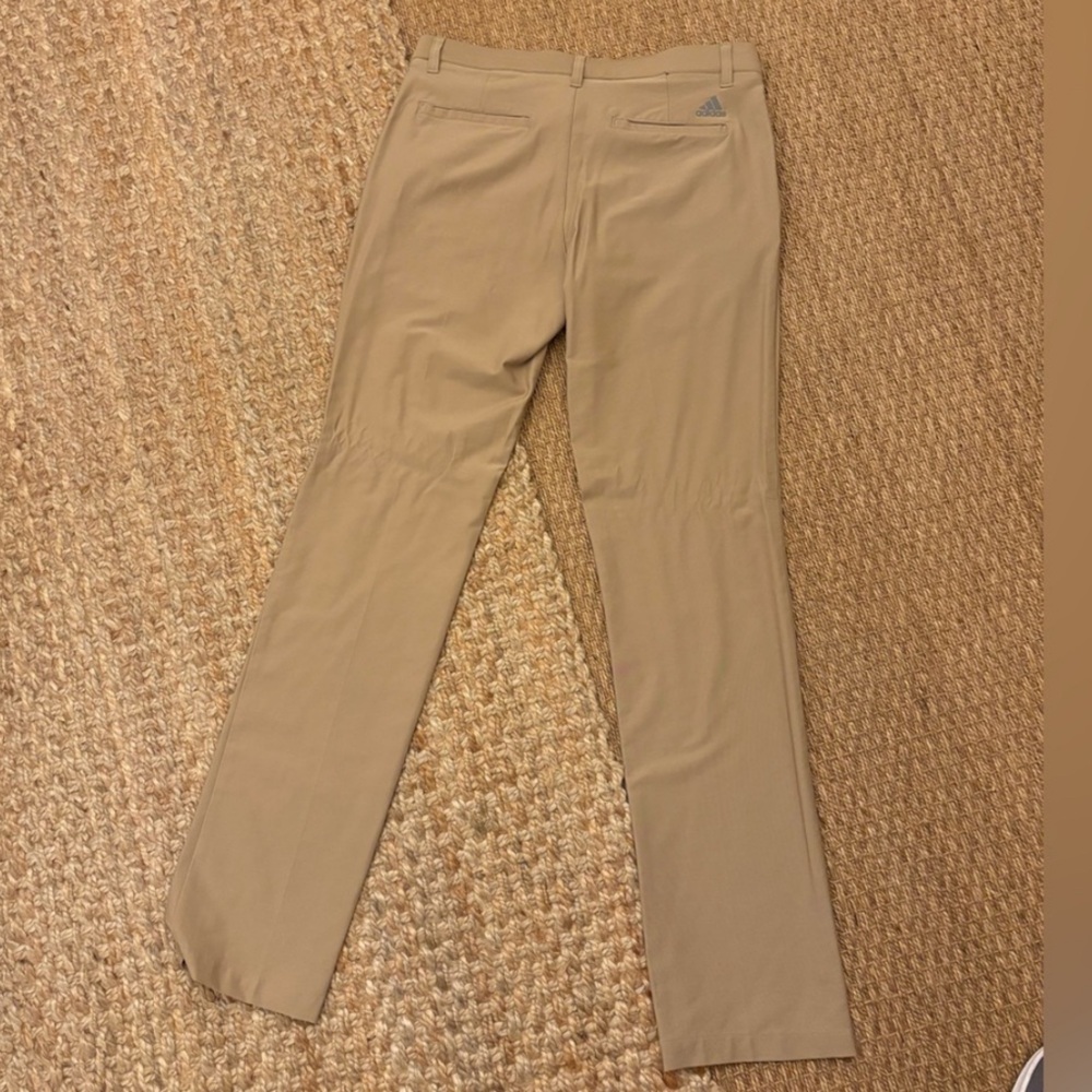 Men’s Adidas Ultimate 365 Tapered Leg Mens Golf pants khaki size 30x34 - Picture 2 of 3